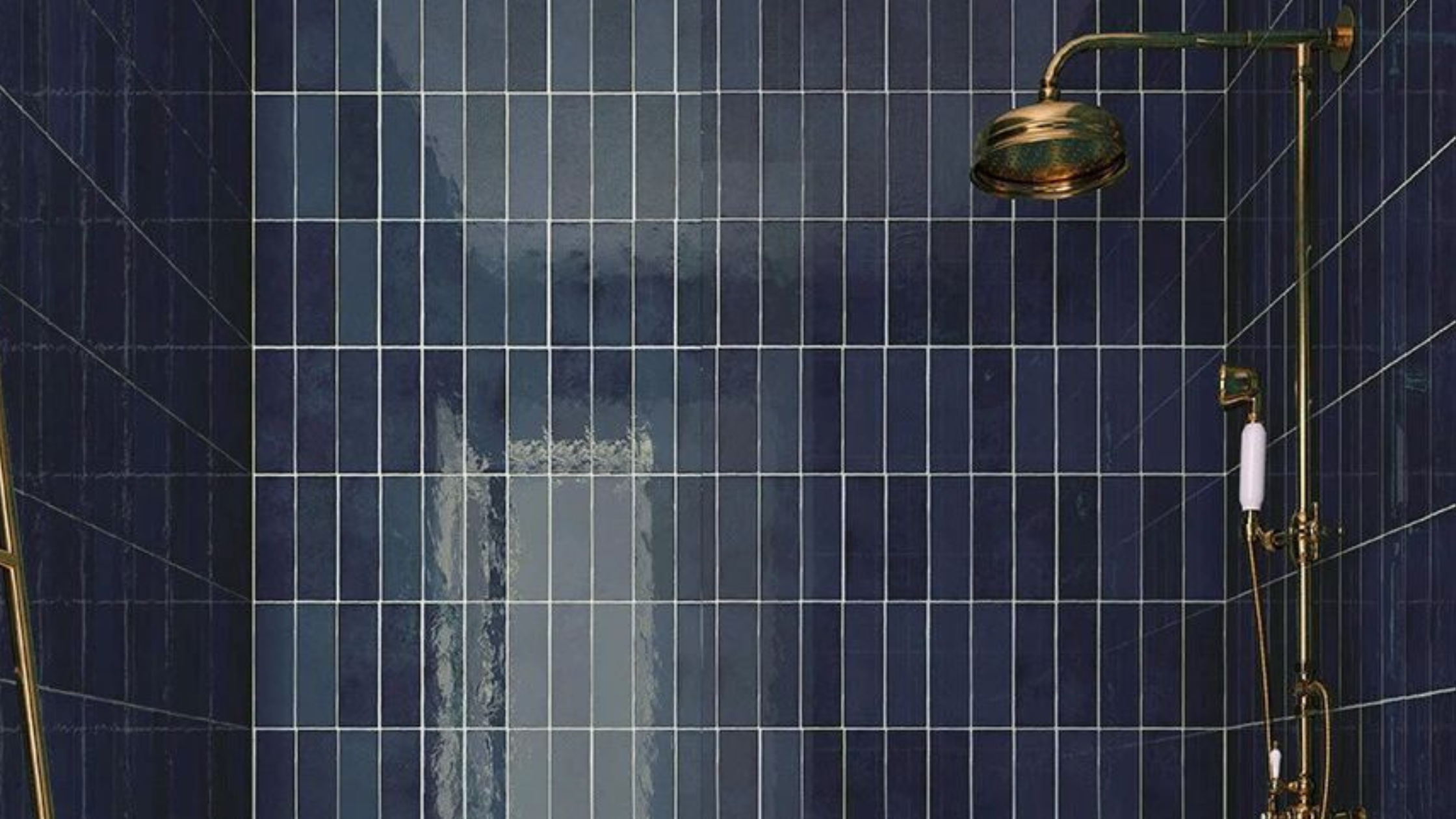Cleaning Your Shower Head With Vinegar and Bicarb