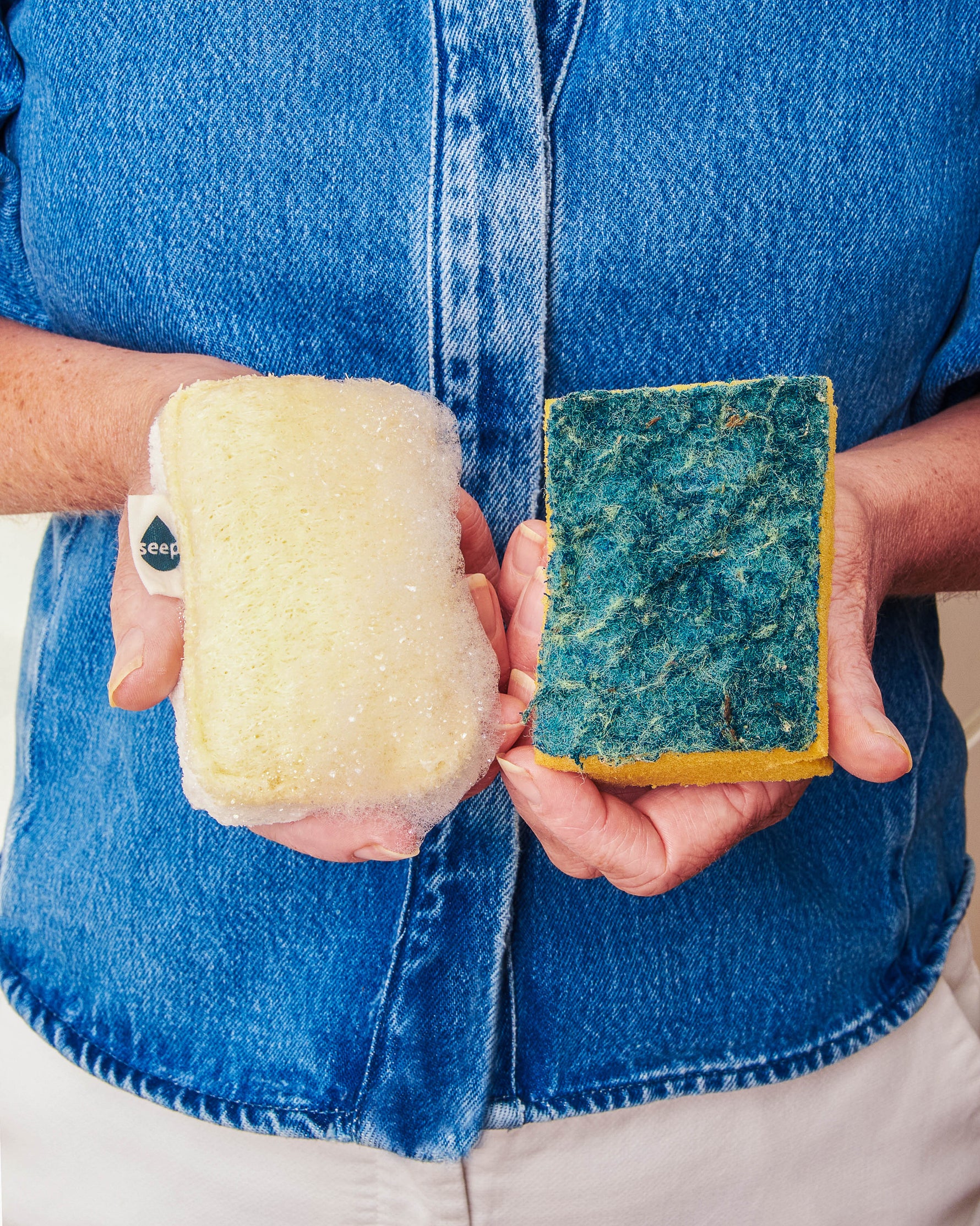 Top 4 Methods for Cleaning a Sponge